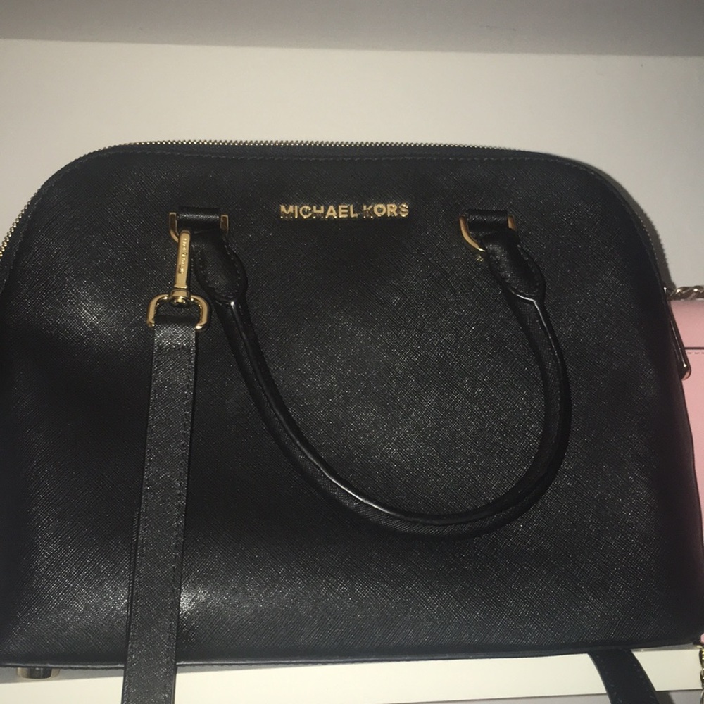 Michael Kors purse dome satchel